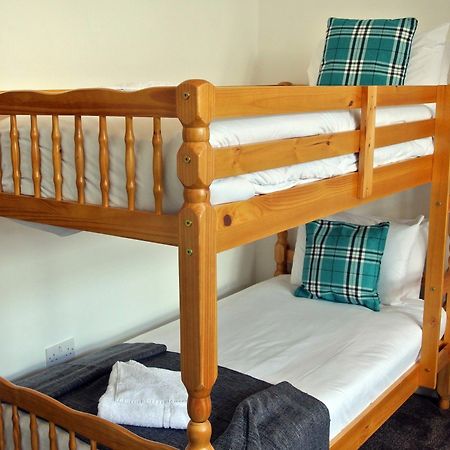 Approved Serviced Apartments Gorse Hill 曼彻斯特 外观 照片